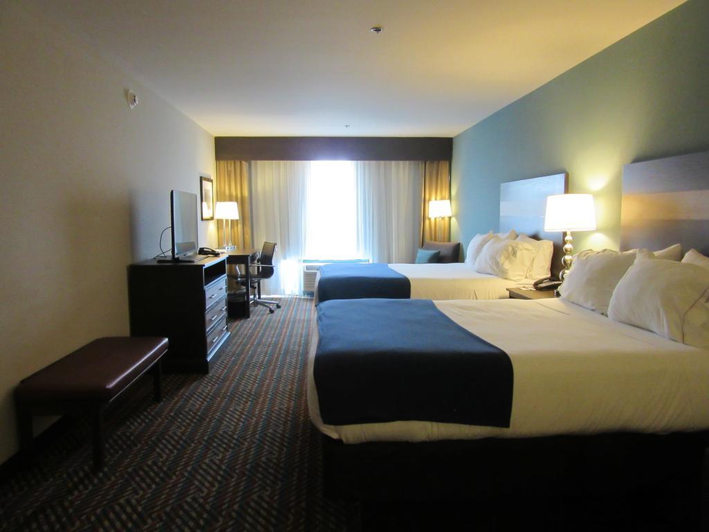 Holiday Inn Express Wichita South By Ihg Exterior foto